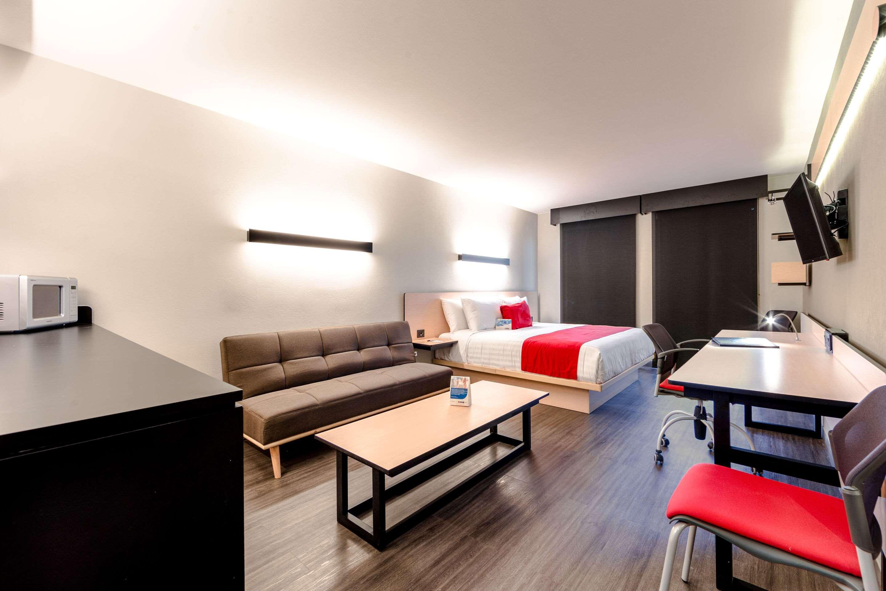 Comfort Inn Delicias Kültér fotó